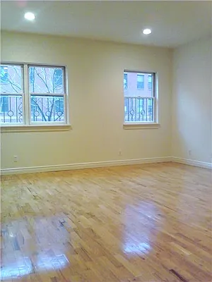 Rented by Mark David | media 48
