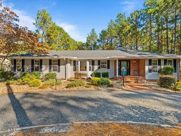 247 Longleaf Drive, Seven Lakes, NC 27376