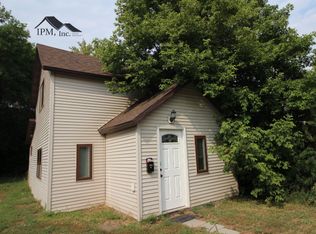 506 Summit Dr, Minot, ND 58701