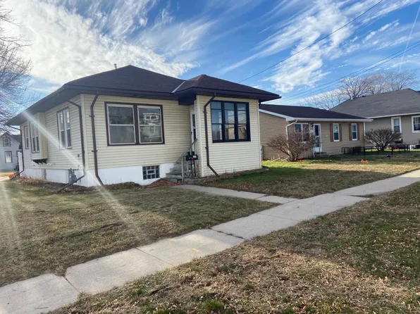 301 James St, Green Bay, WI 54303
