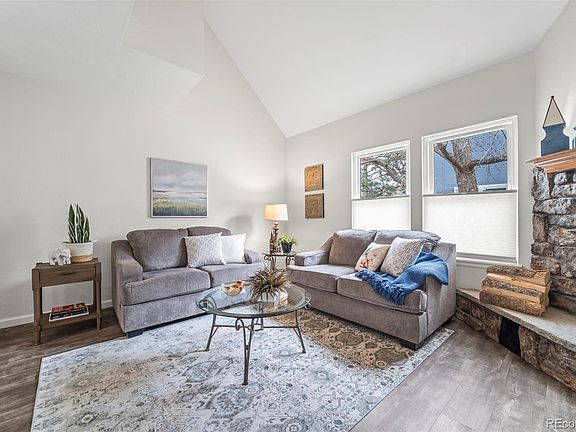 4th image of 9032 Balsam Court
