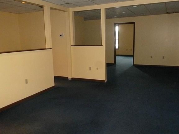 2nd image of 321 Regis Ave Ste 1