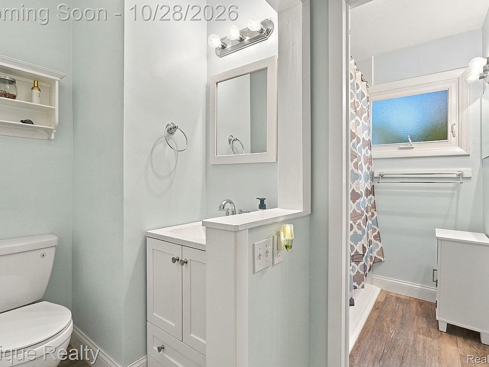 12407 Hillcrest Dr, photo 23