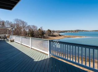 51 Robinwood Rd, Wareham, MA 02571