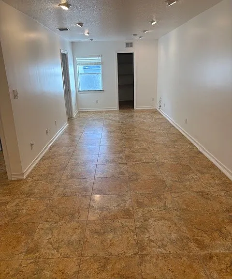 1504 E Robinson St — Photo 3