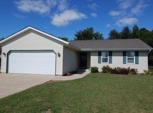 502 Hargrove St, West Bend, WI 53095