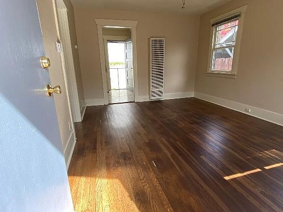 3rd image of 170 N Holliston Ave APT 3