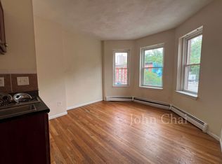 53 S Huntington Ave APT 302, Boston, MA 02130