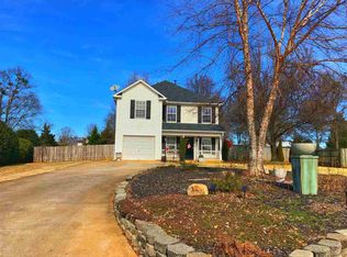 717 Onyx Cir, Boiling Springs, SC 29316