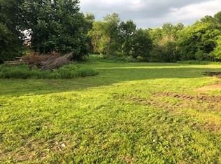 3801 Williams Lake Rd, Center Point, IA 52213