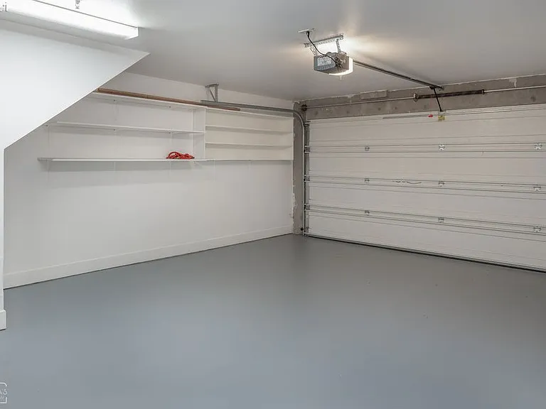 1690 NW Riverscape St — Photo 22