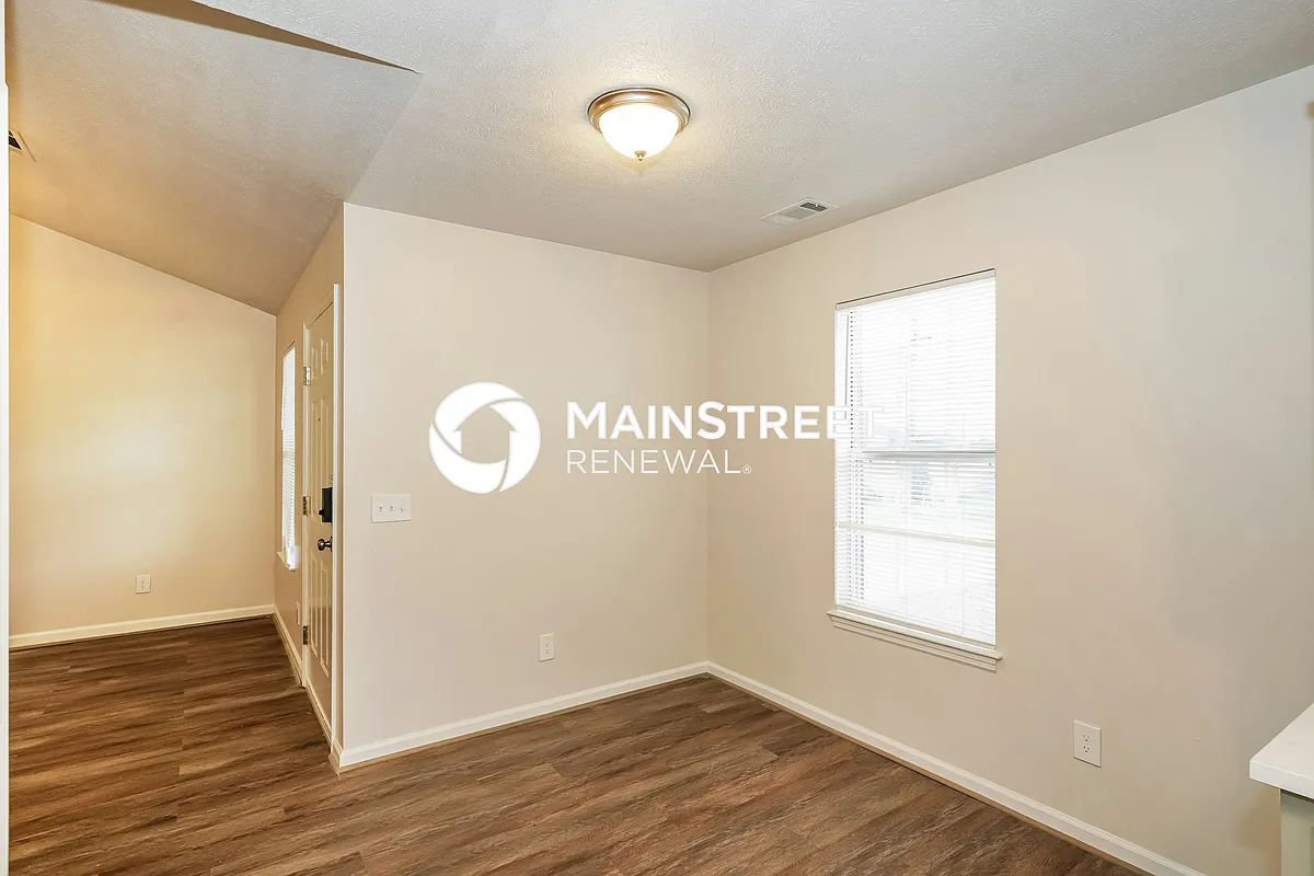 Living Room - 1608 Wynnhaven Ct