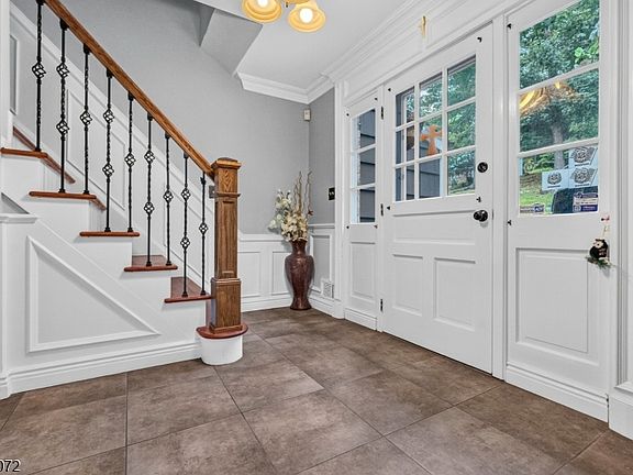 3rd image of 57 Longview Dr