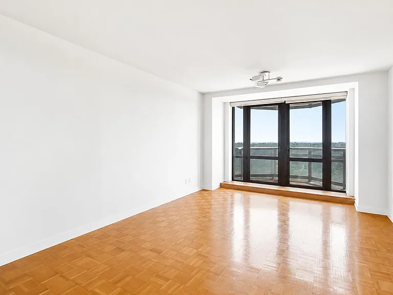 112-01 Queens Blvd #24F — Photo 7