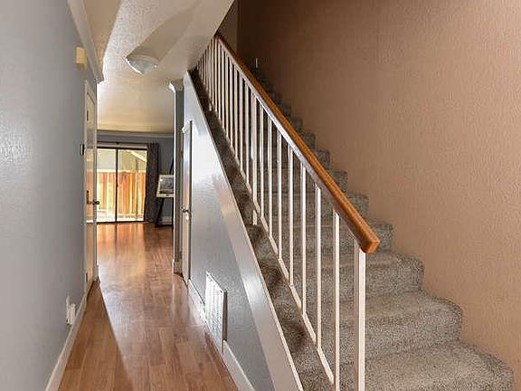 3rd image of 8266 Gaunt Ave Unit J1