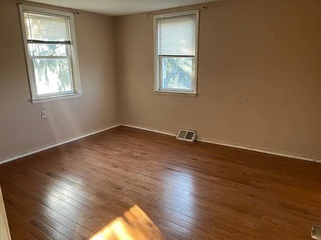 1201 Friendship St #6 — Photo 8
