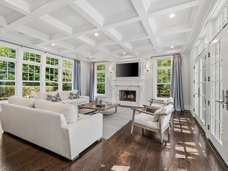 496 Wainscott Harbor Rd — Photo 12