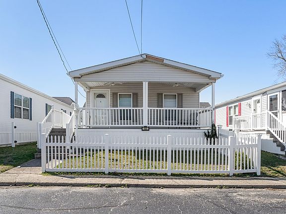 2nd image of 165 Maurice Blvd