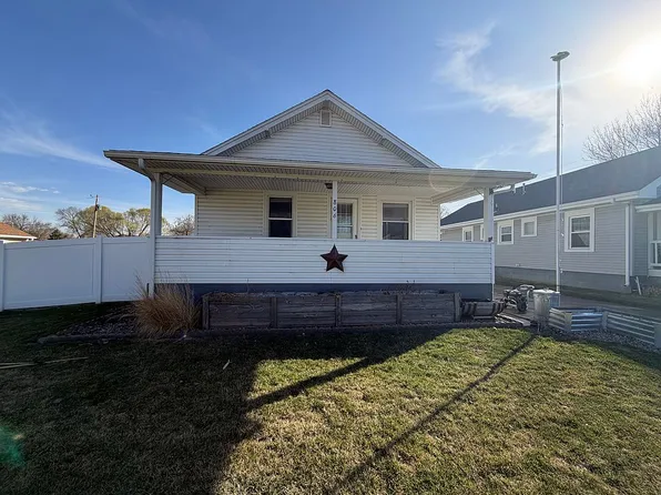 806 E 11th St, North Platte, NE 69101