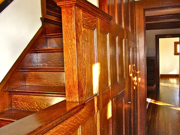 805 E River Pkwy — Photo 2