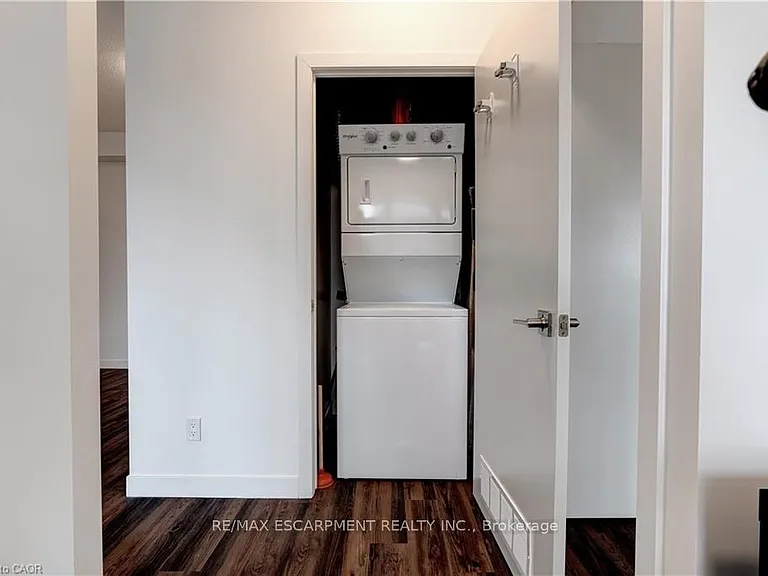 2087 Fairview St #2101 — Photo 18