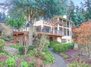 19825 SE 32nd St, Sammamish, WA
