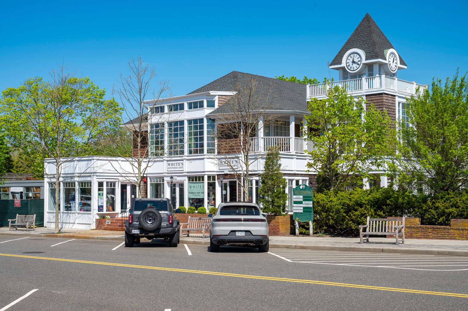 Walk to Westhampton Village