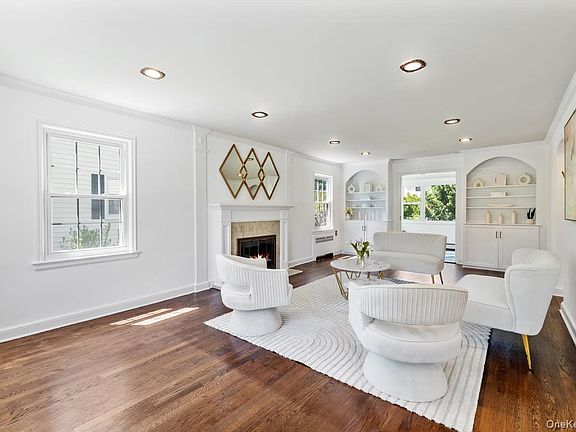 2nd image of 35 Berrian Road