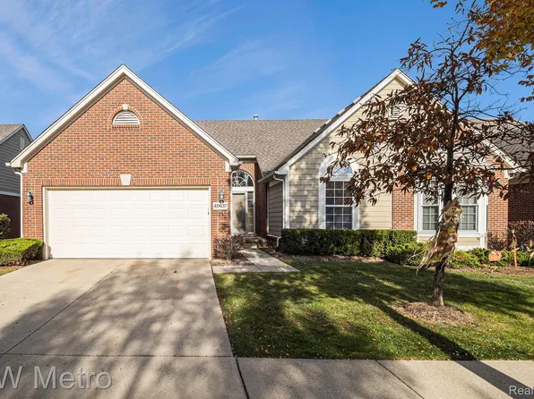 40637 Lenox Park Dr, Novi, MI 48377