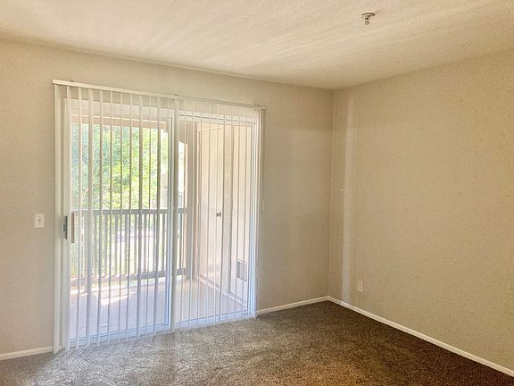 3rd image of 2800 Keller Dr APT 3