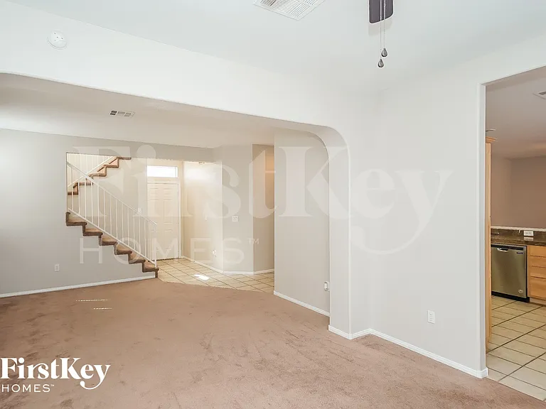 8136 Kokoma Dr — Photo 7