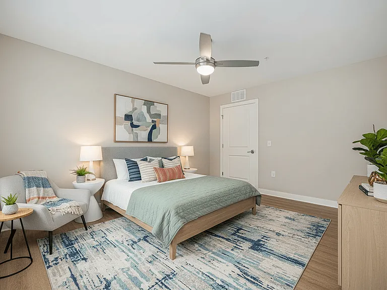 Broadleigh Lofts — Photo 48