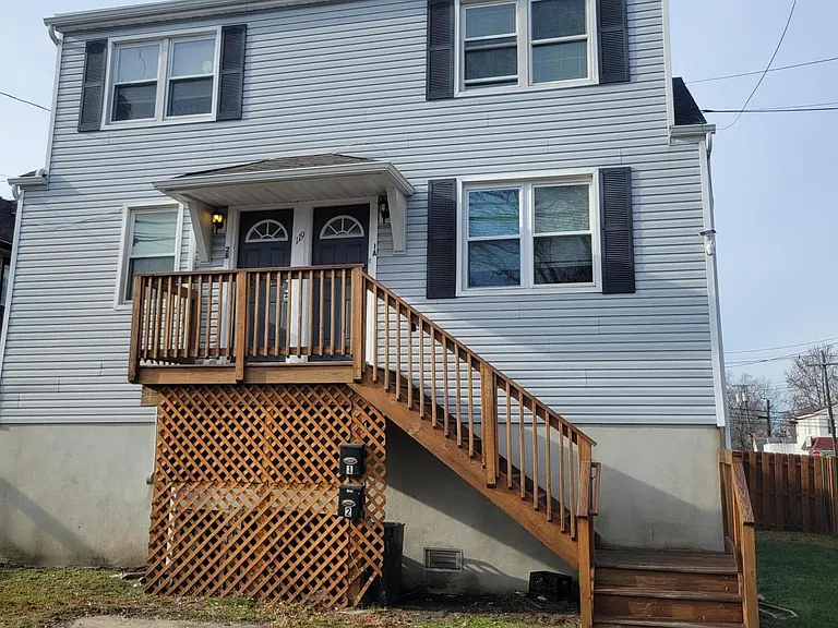 119 Raritan Ave #2B — Photo 2