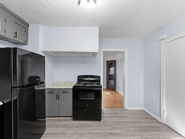876 Eloise Dr #A — Photo 11