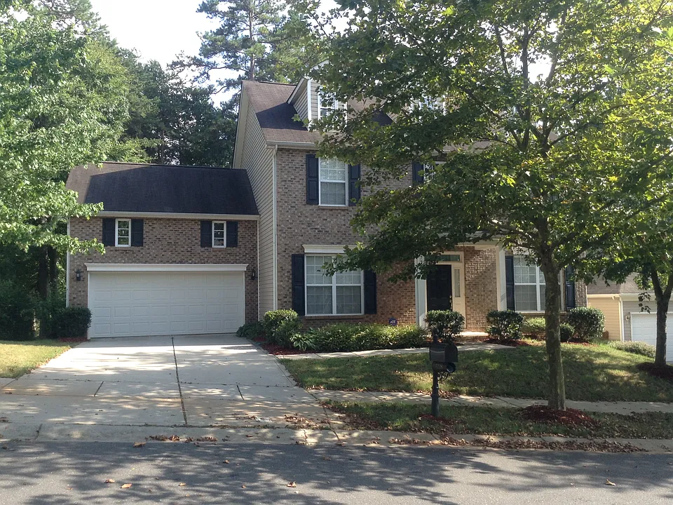 7228 Handon Ln