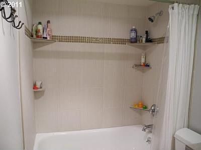 2nd image of 2021 SW Main St 44 Unit 44