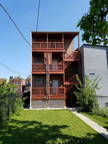2nd image of 3021 W Walnut St