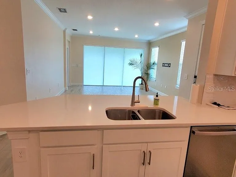 16087 Ivy Ridge Ct — Photo 16