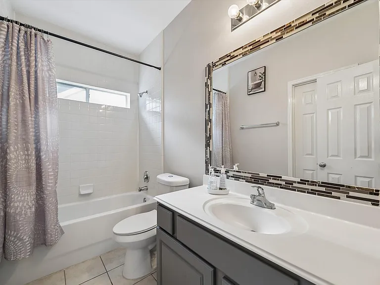 21702 Cozy Hollow Ln — Photo 18