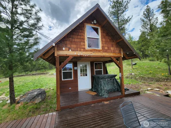 330 Bench Creek Road, Tonasket, WA 98855