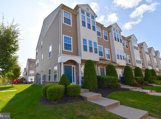 21 Fawn Ct, Delran, NJ 08075