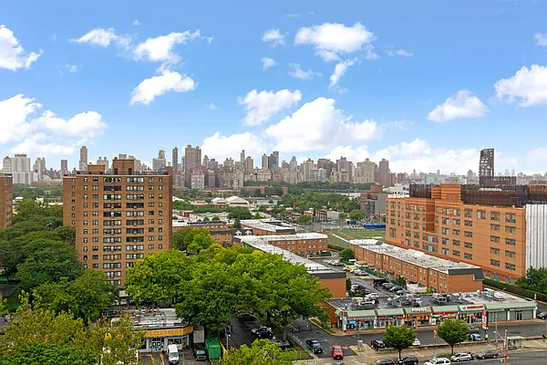 Sold by Compass | media 10