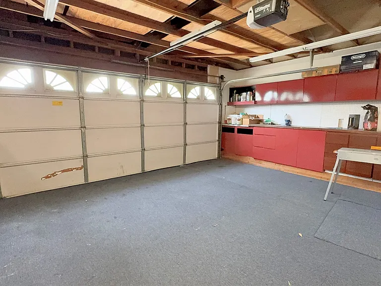 5418 Saratoga St — Photo 36
