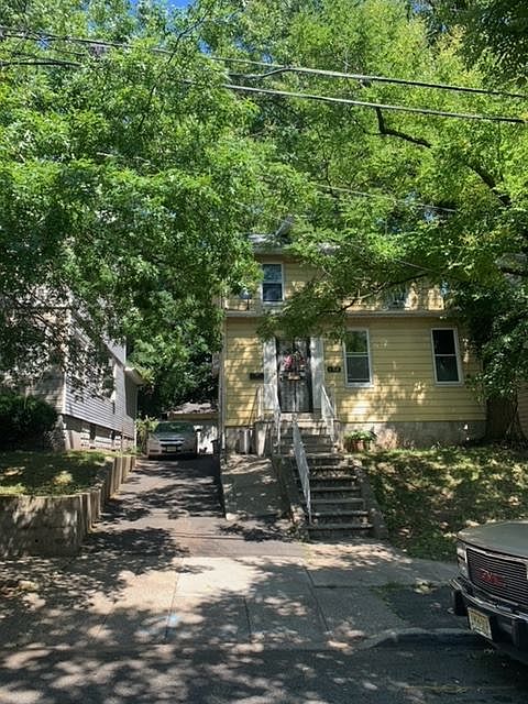 2nd image of 183 Hansbury Ave