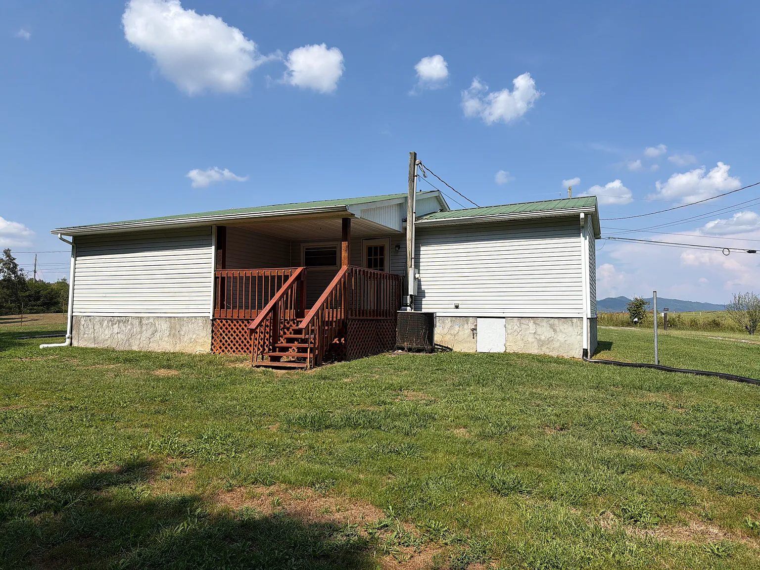 3 bed, 1000 sqft, $950 — Photo 4
