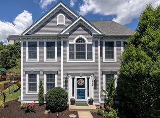 1016 Mayfair Dr, Canonsburg, PA