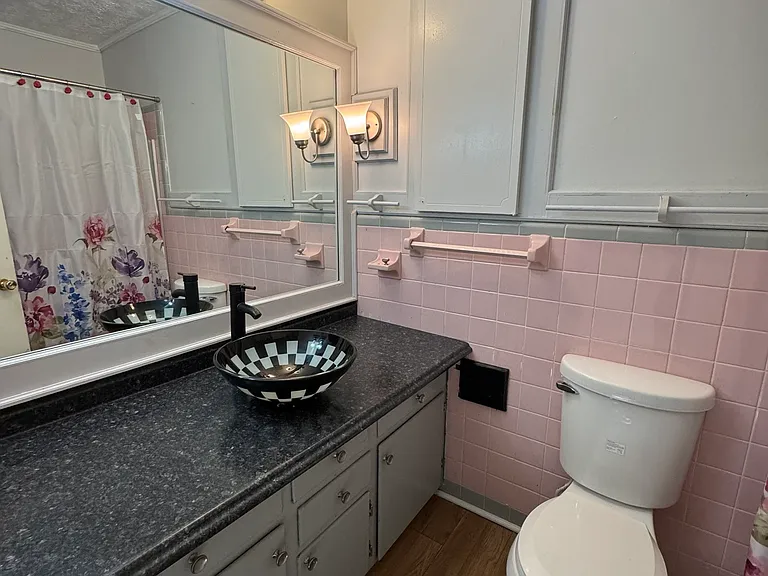 140 Allenwood Rd SW — Photo 13