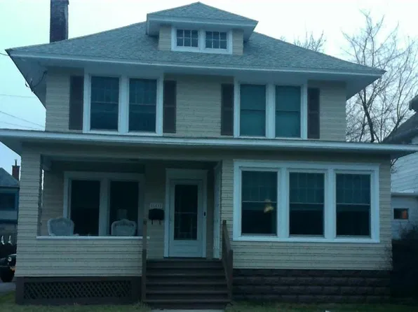 141 E Genesee St, Auburn, NY 13021