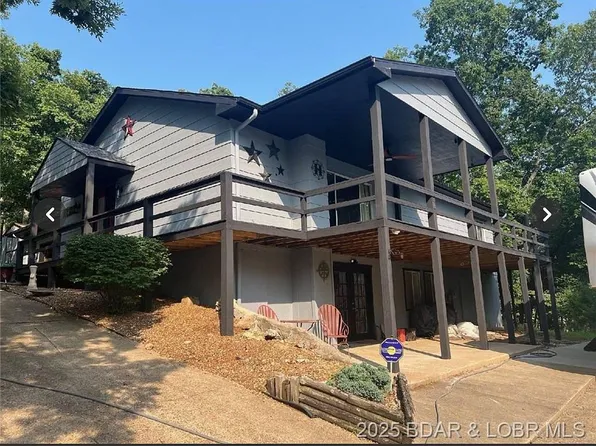 1075 Carie Ln, Lake Ozark, MO 65065