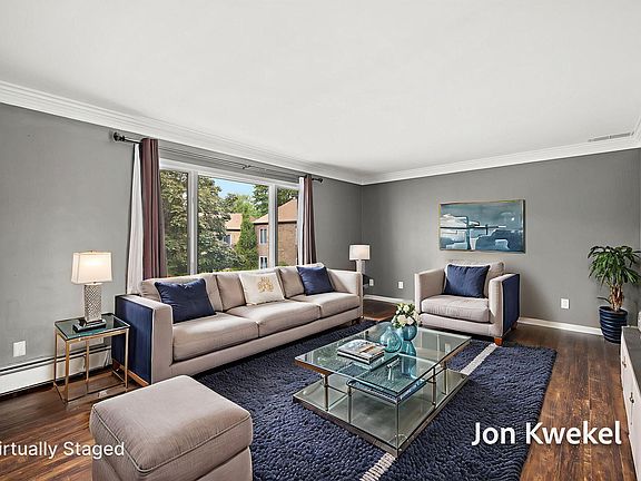3rd image of 476 Barkwood Ct NW